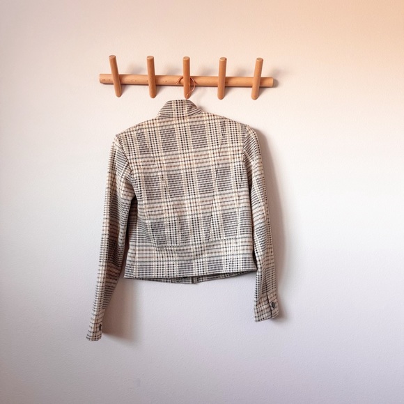 Cabi Travel Jacket #4498 Multi beige gold plaid - Picture 6 of 7